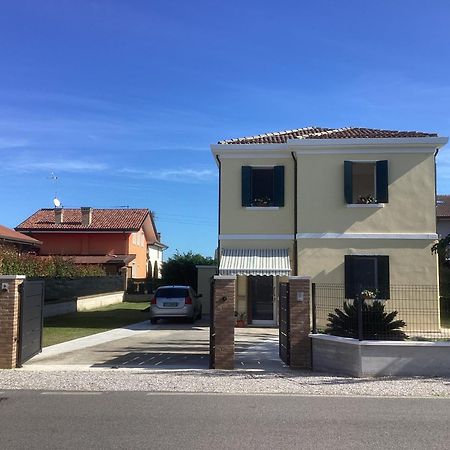 La Casa Gialla Scardovari エクステリア 写真